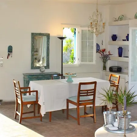 Summer House * Livádia